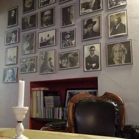 Casa Asso Di Coppe B&B-2
