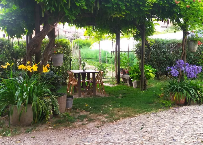 Bed and Breakfast Il Germano Reale Alba 