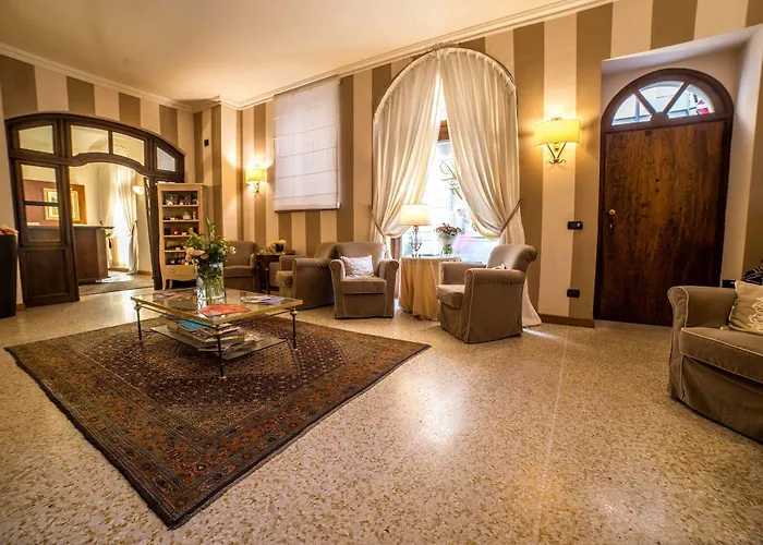 Bed and Breakfast Palazzo Finati Alba 